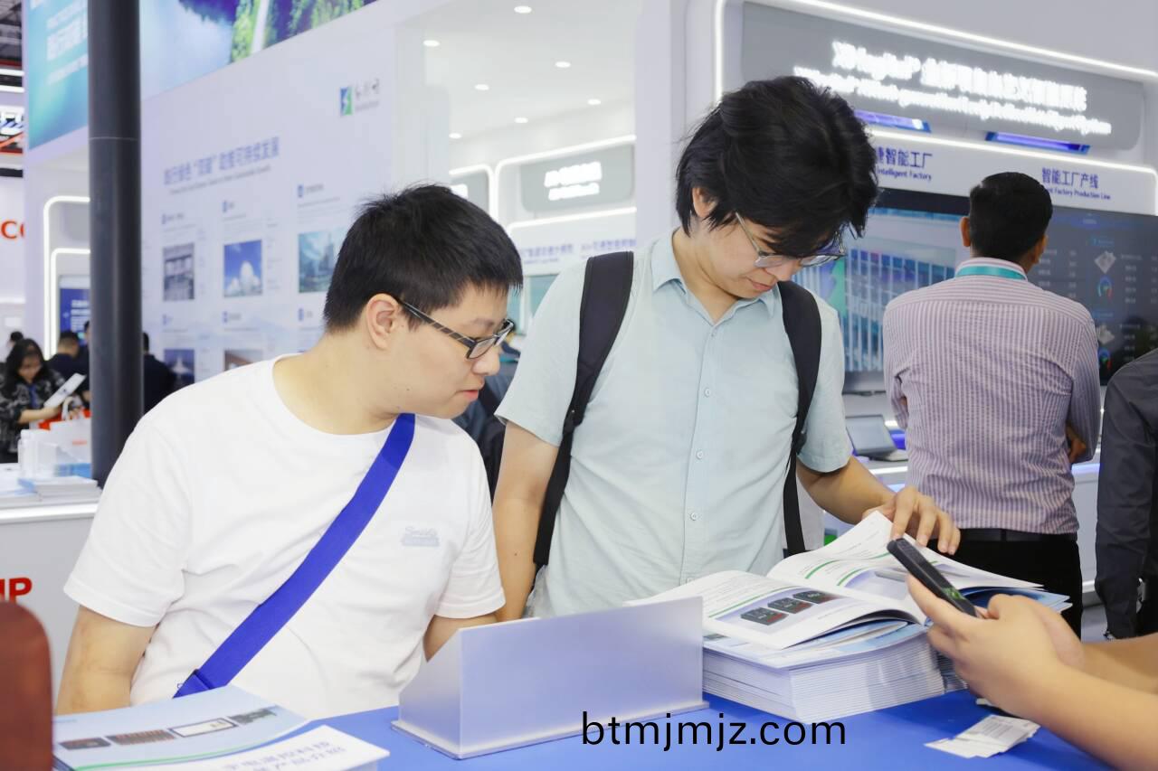 JUZK%9_N96ILCJE__L{SIBI_tmb.jpg JUZK%9_N96ILCJE__L{SIBI_tmb.jpg