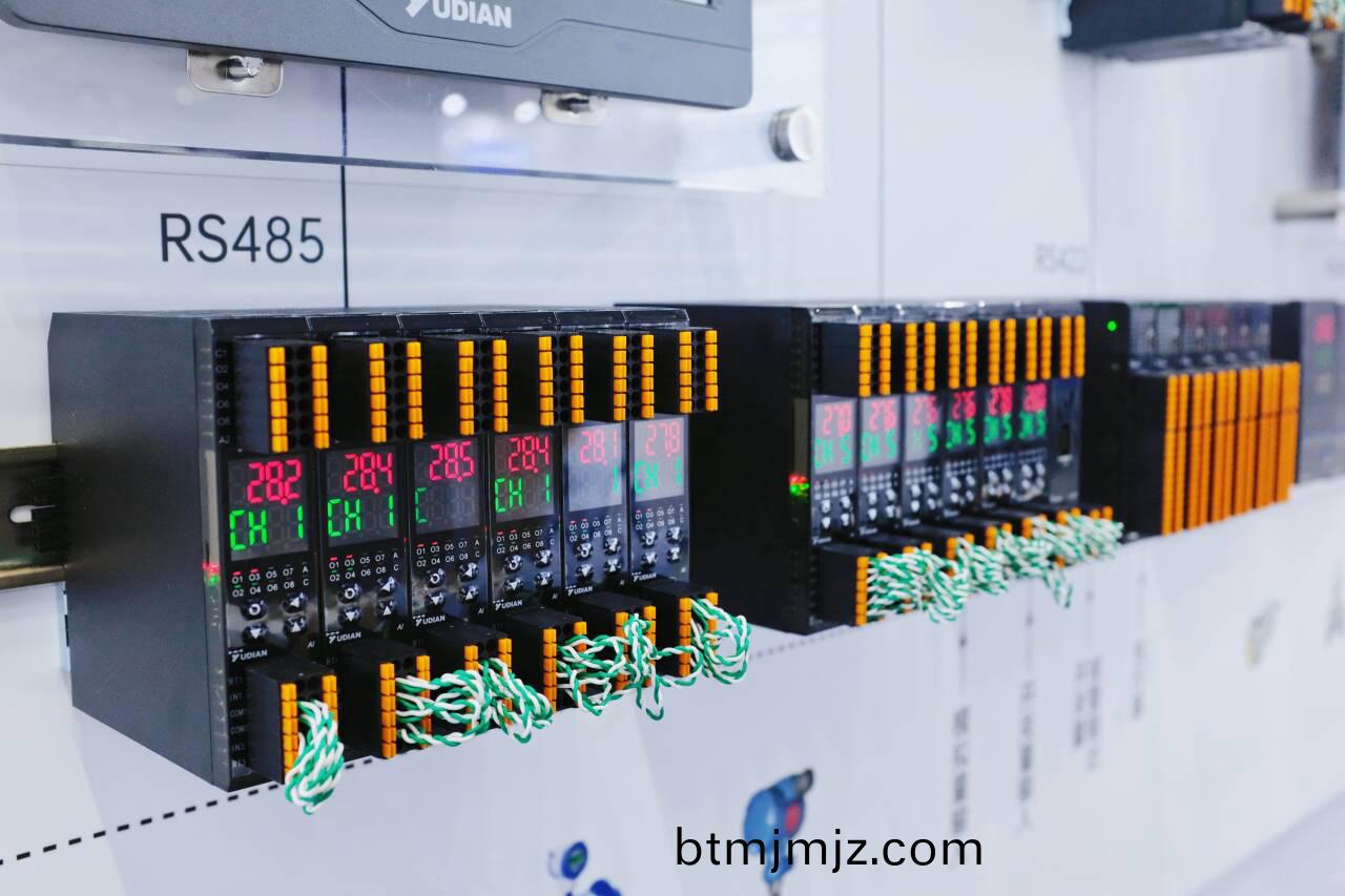 1Y95M}YBCN0(CR(IWA}RC9F_tmb.jpg 1Y95M}YBCN0(CR(IWA}RC9F_tmb.jpg